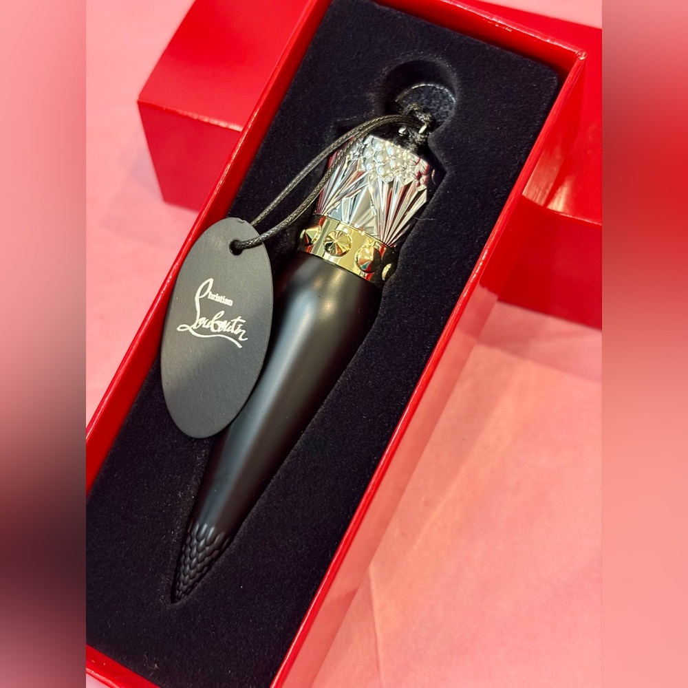 NIB CHRISTIAN LOUBOUTIN Rouge LOUBOUTIN Lipstick VELVET MATTE - Picture 9 of 13